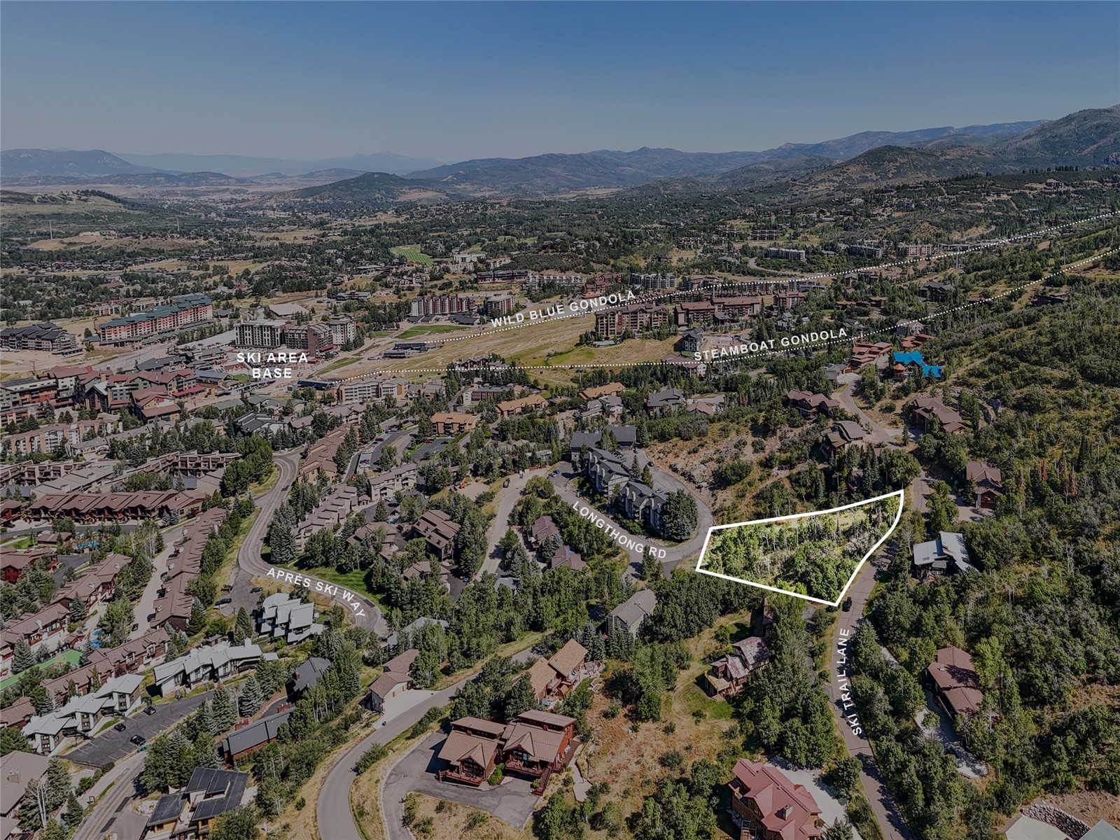 2725 Ski Trail LANE
