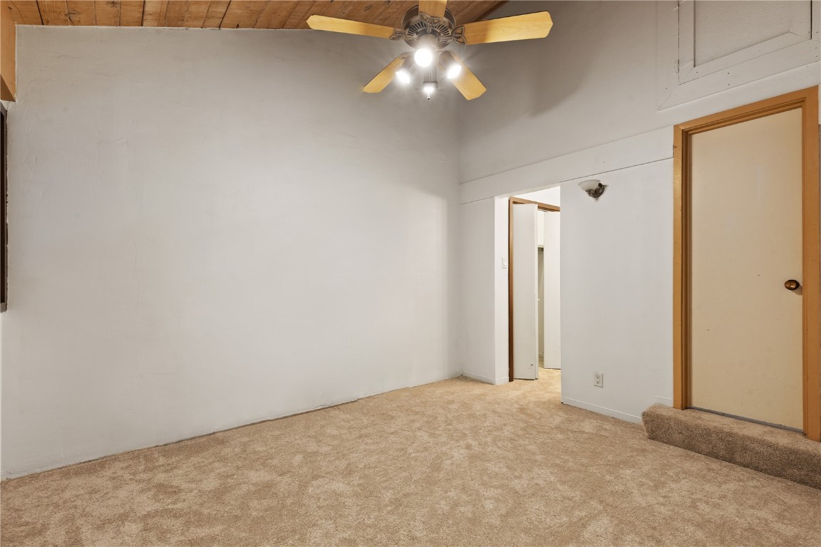 465 Tamarack DRIVE B210