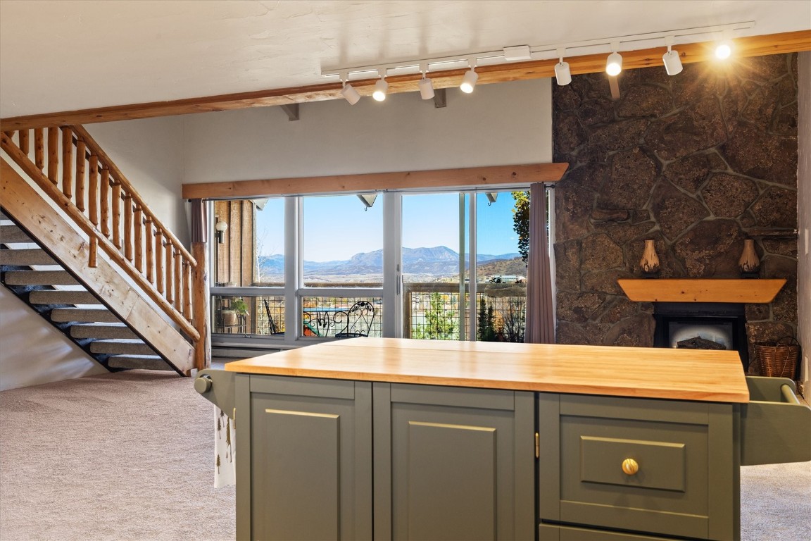 465 Tamarack DRIVE B210