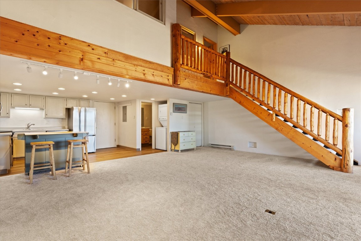 465 Tamarack DRIVE B210