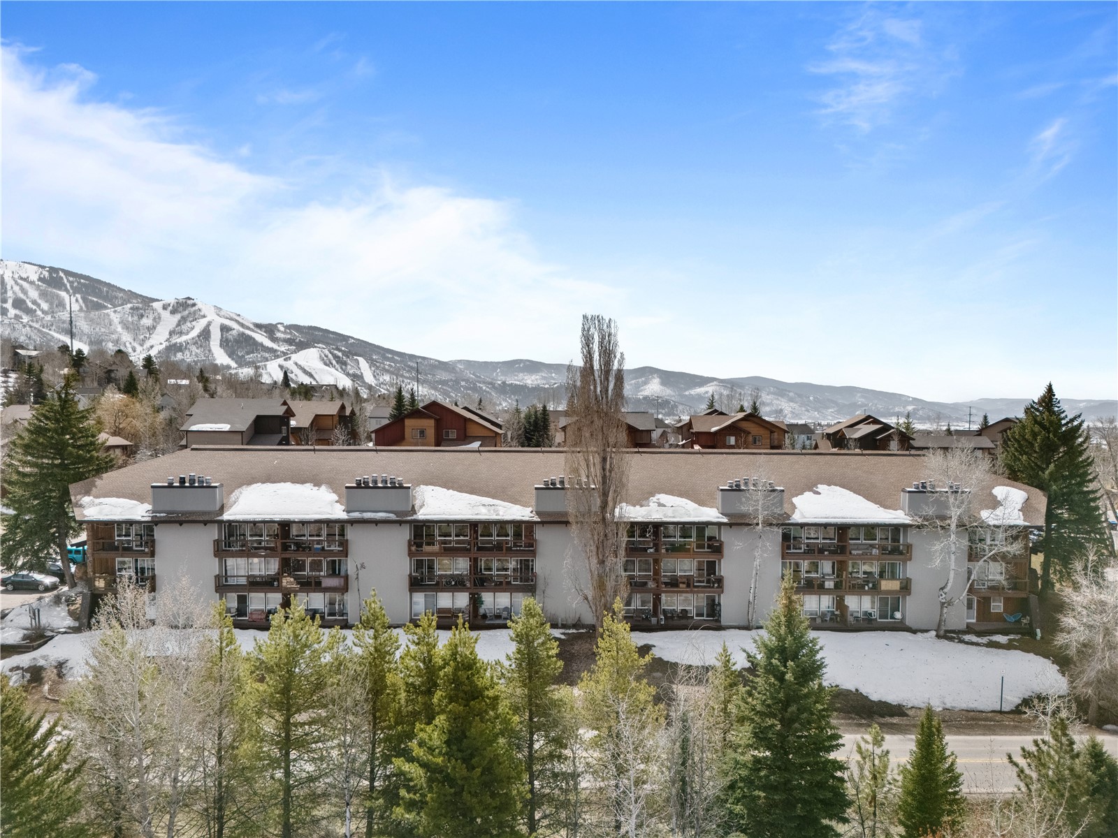 465 Tamarack DRIVE B210
