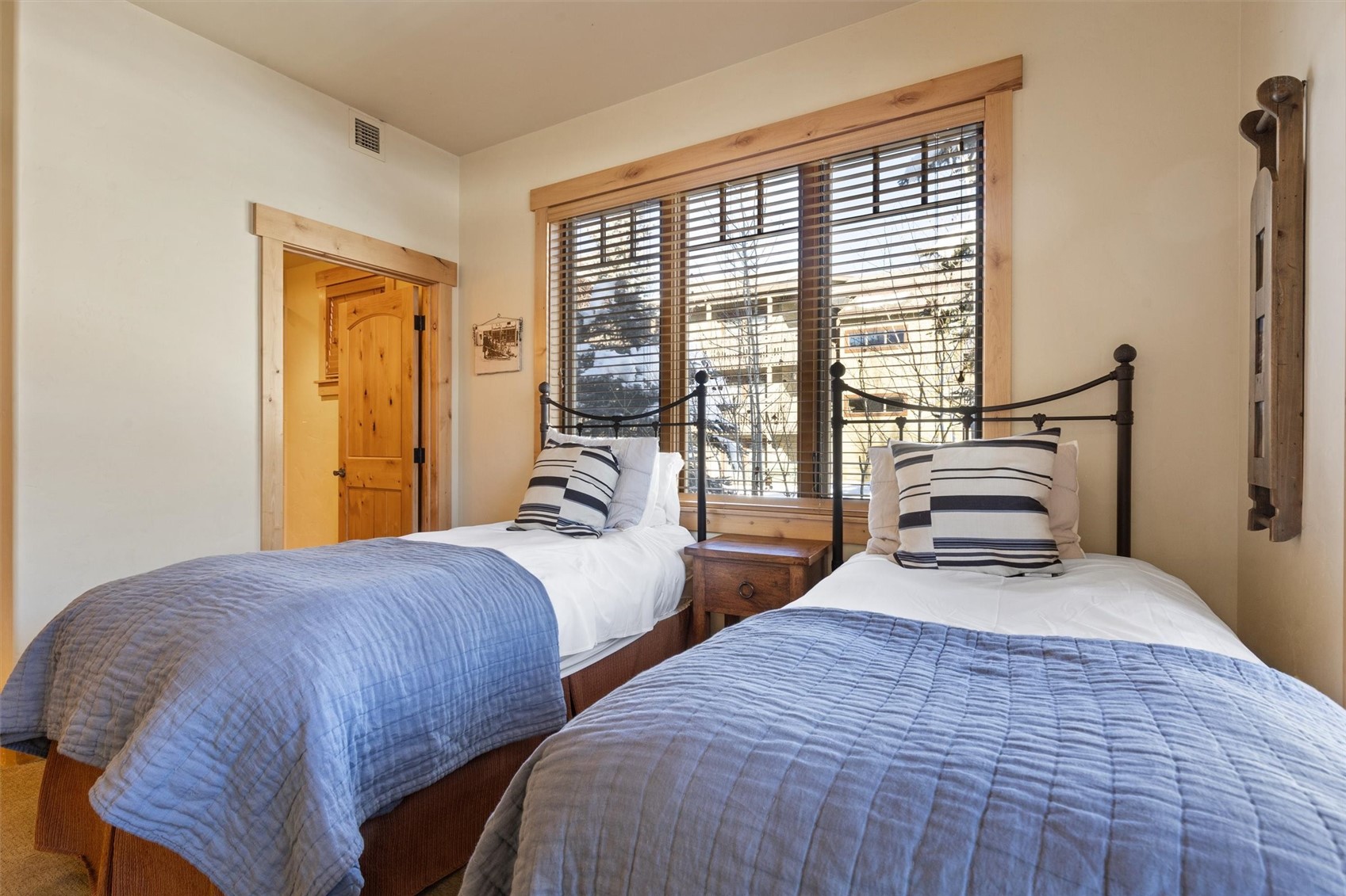 1750 Medicine Springs DRIVE 6105