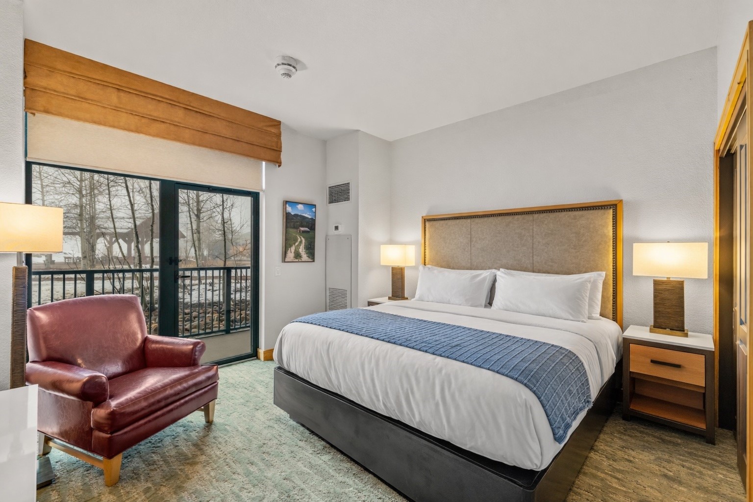 2300 Mount Werner CIRCLE 228/229