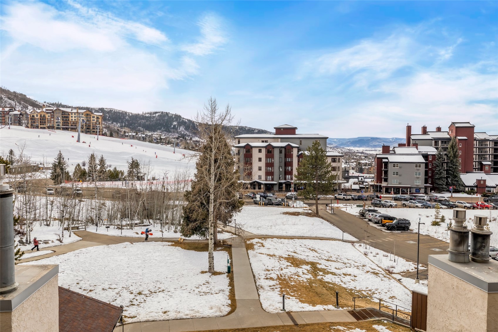 1920 Ski Time Square DRIVE 302