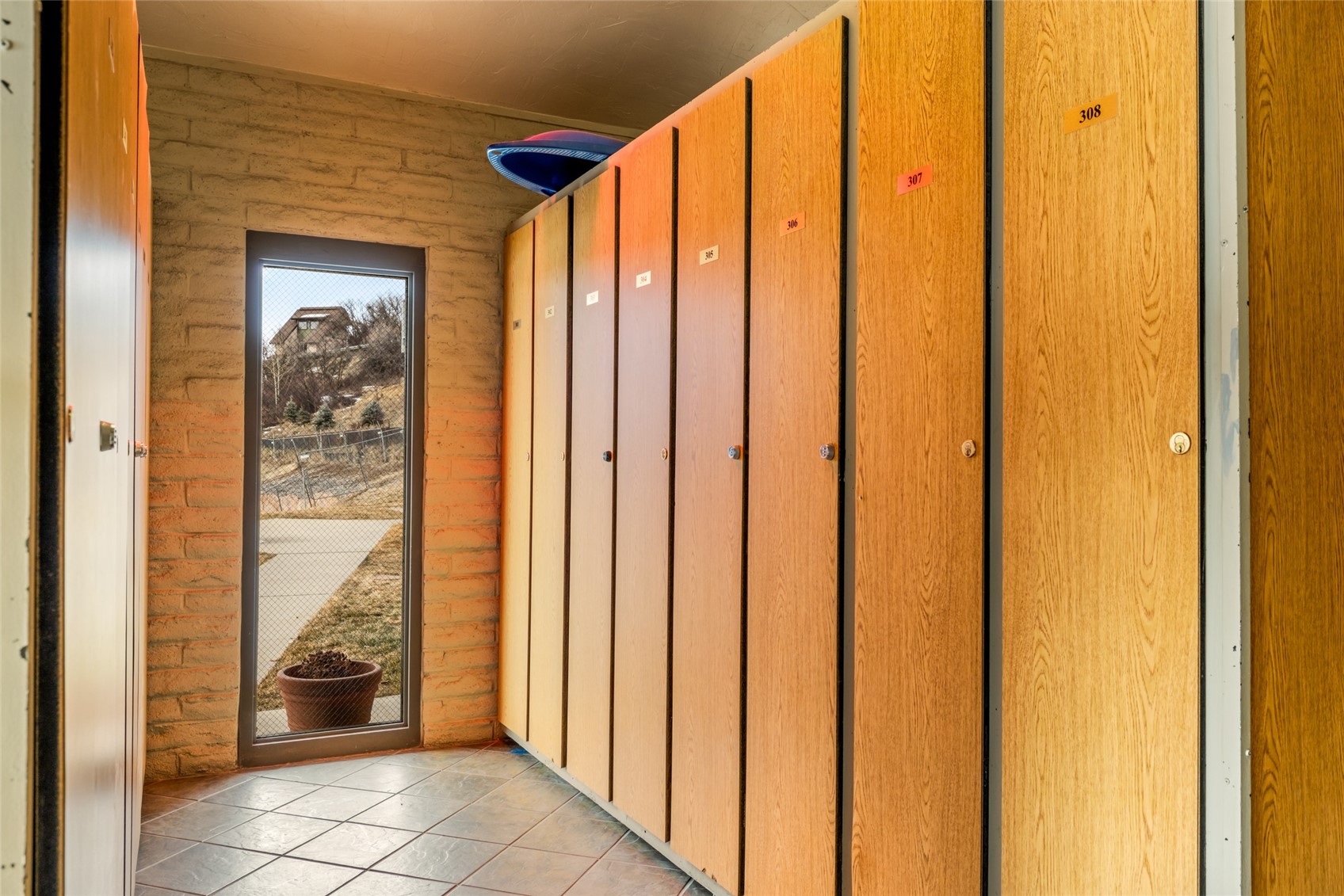 1920 Ski Time Square DRIVE 302