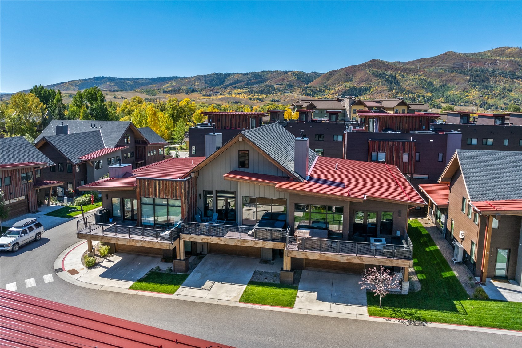 1241 Urban WAY 1