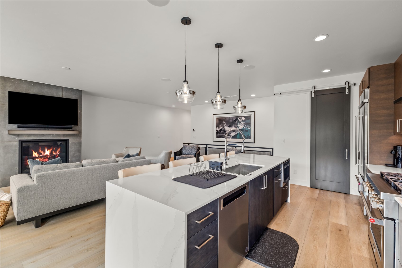 1241 Urban WAY 1