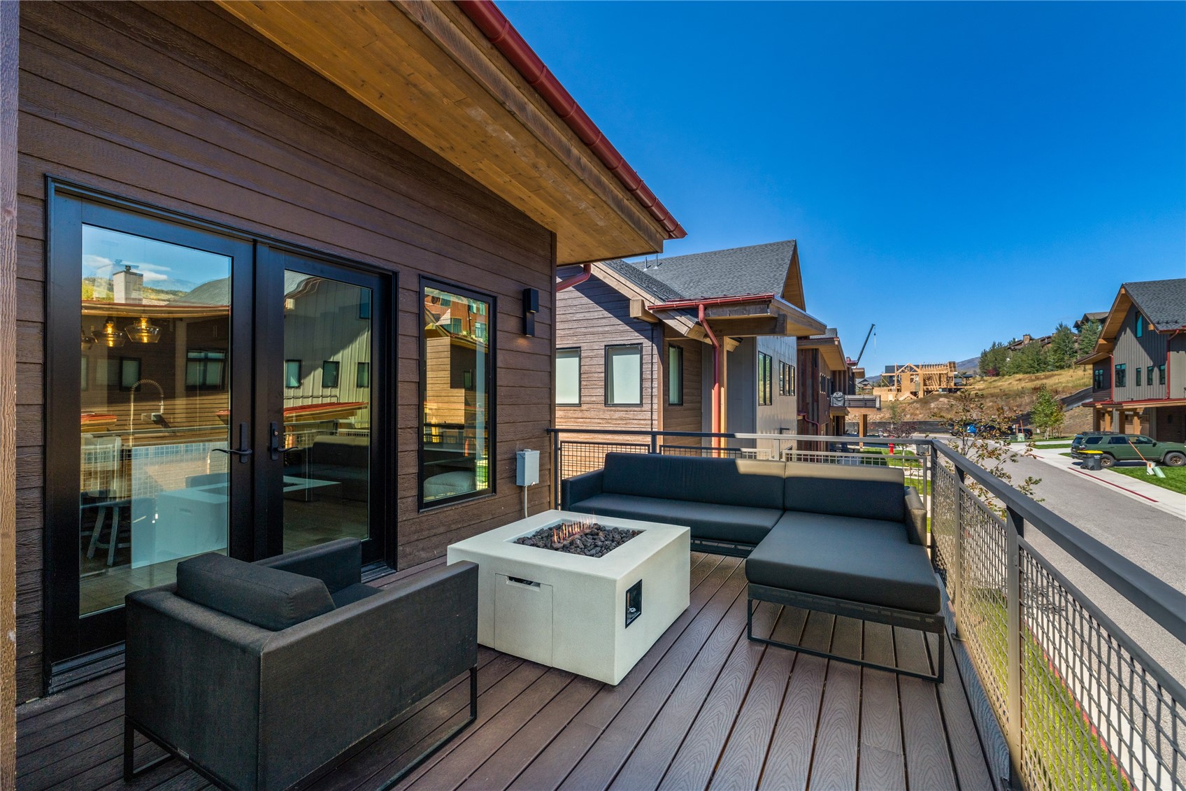 1241 Urban WAY 1