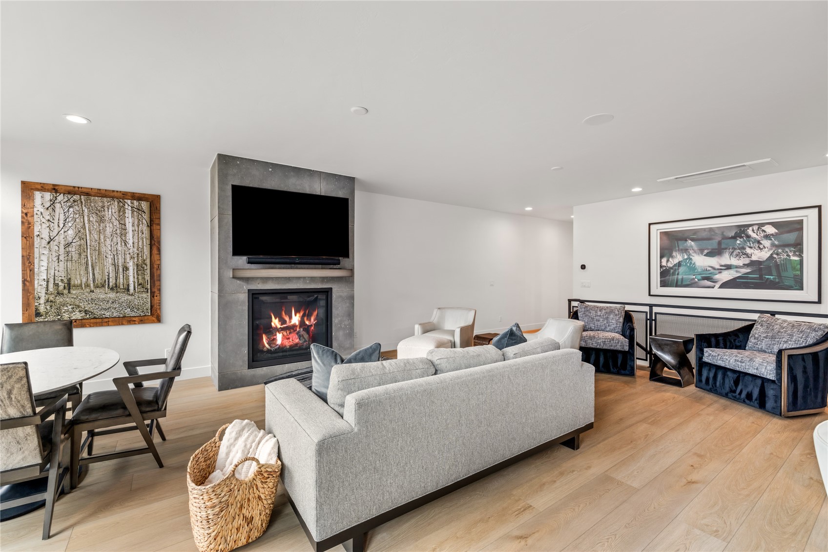 1241 Urban WAY 1