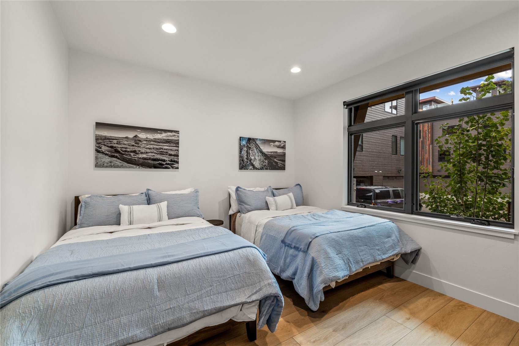 1241 Urban WAY 1