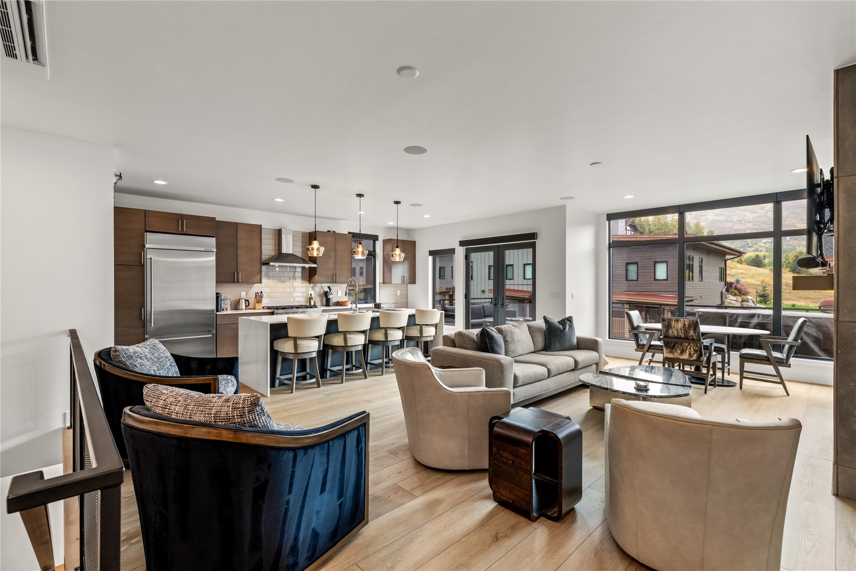 1241 Urban WAY 1