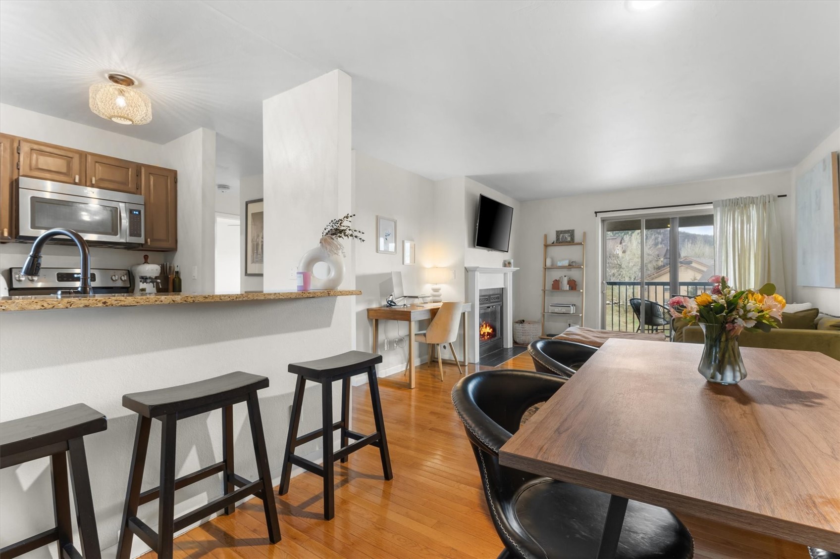 1555 Shadow Run COURT 309