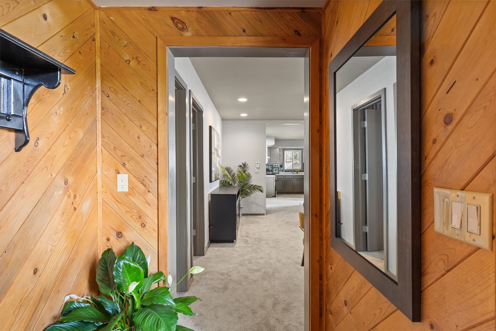 818 & 820 Broad STREET