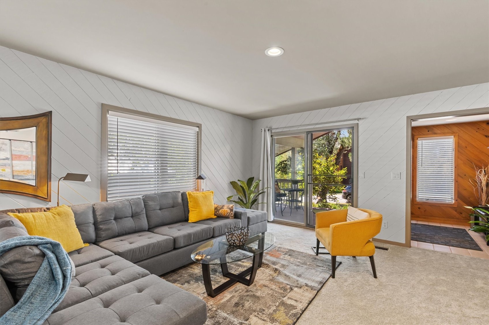 818 & 820 Broad STREET