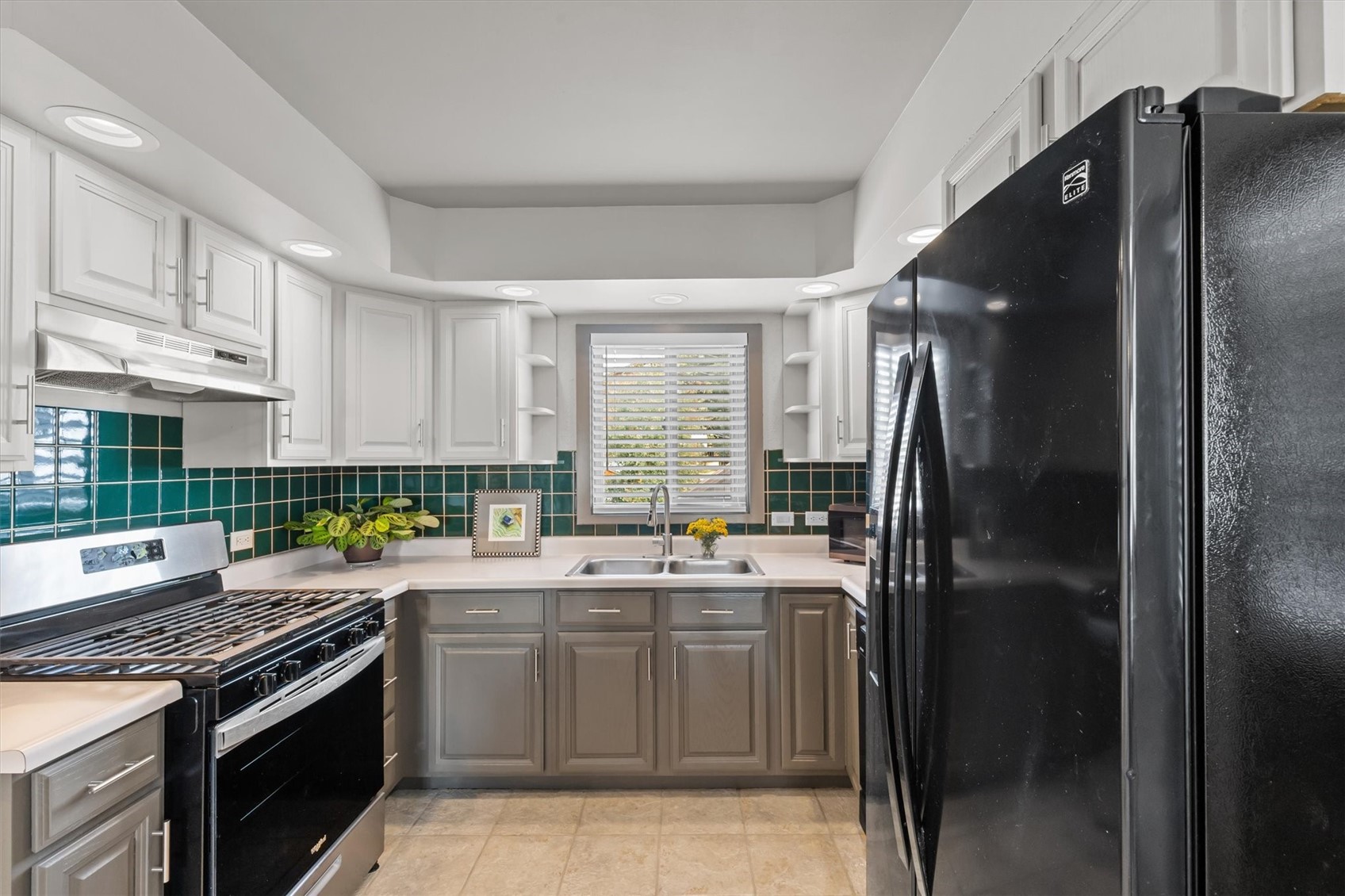 818 & 820 Broad STREET