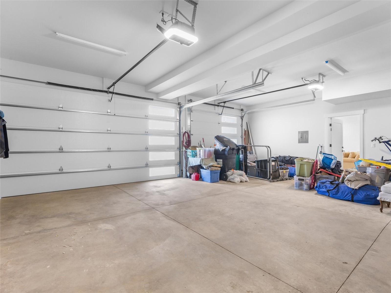1227 Harwig CIRCLE