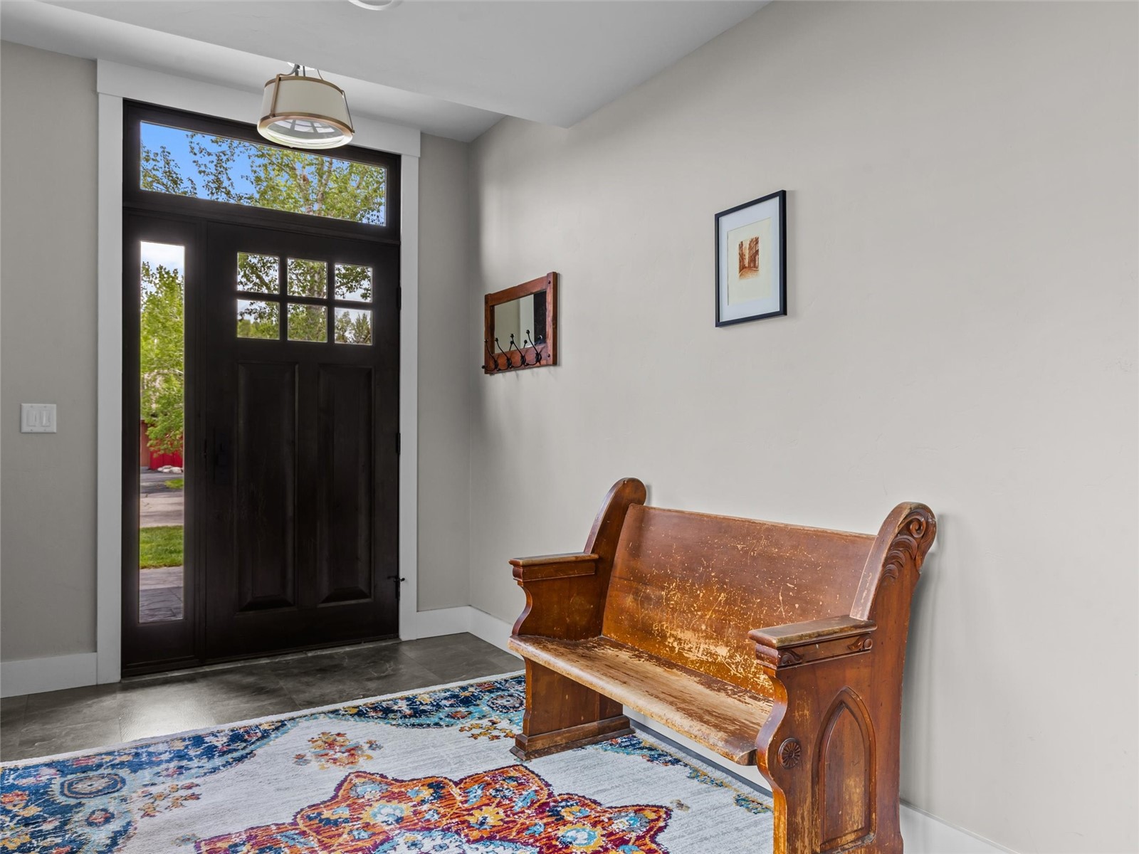 47 E Logan AVENUE