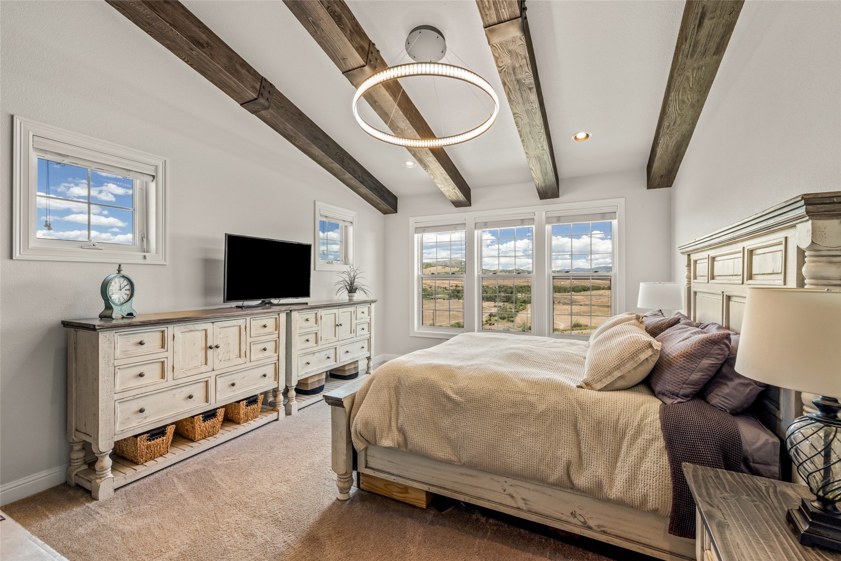 37625 Saddle Mountain DRIVE