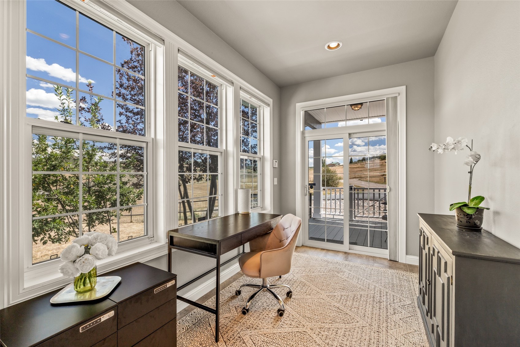 37625 Saddle Mountain DRIVE