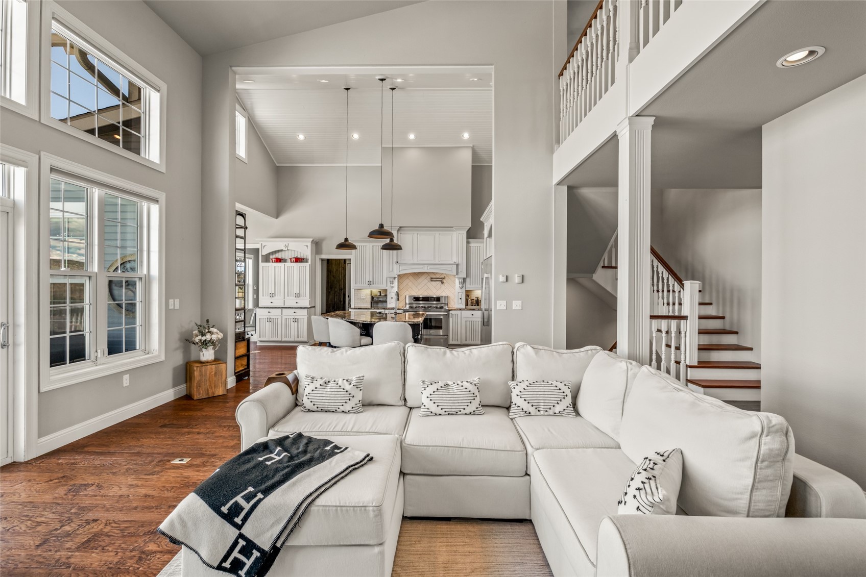37625 Saddle Mountain DRIVE