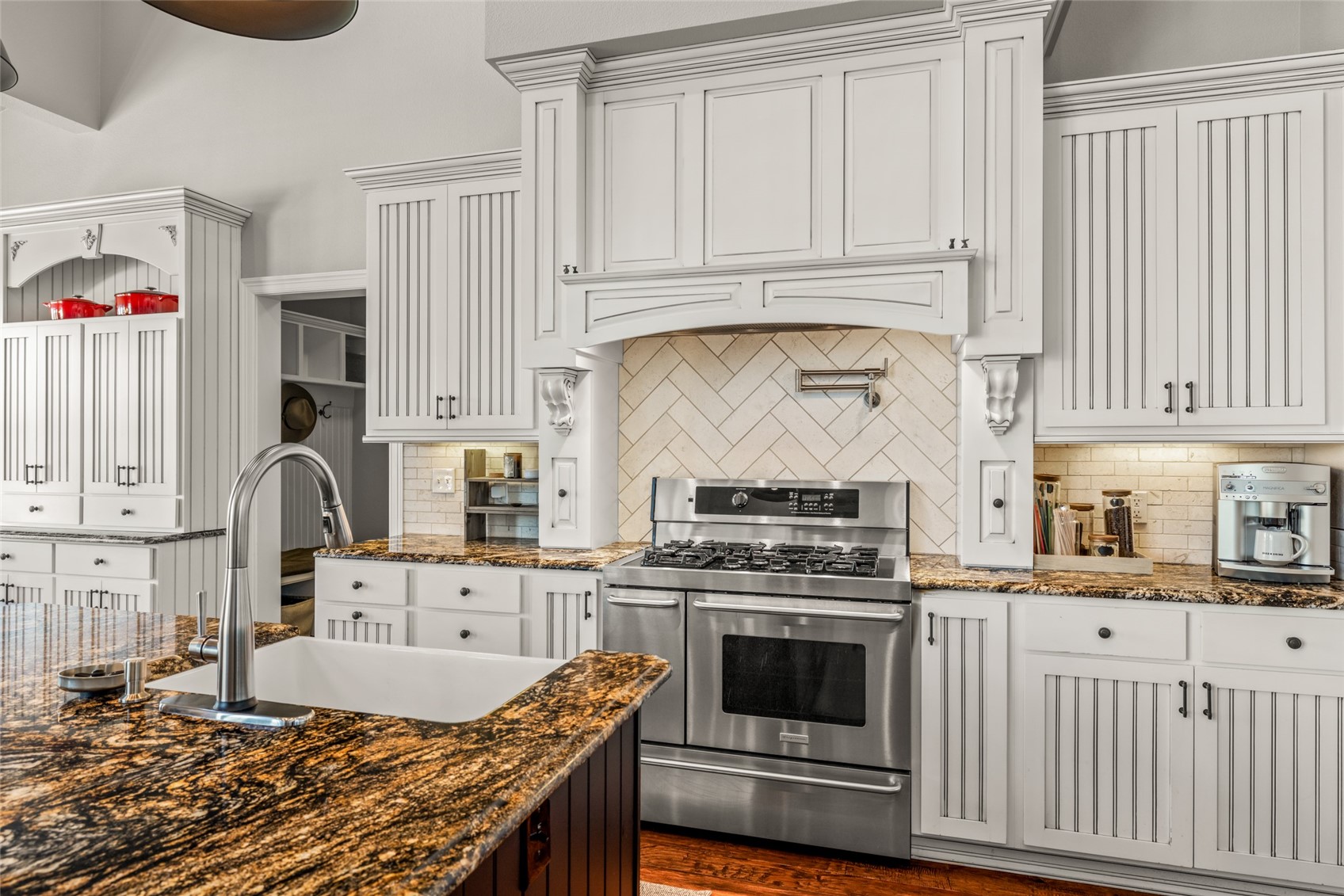 37625 Saddle Mountain DRIVE