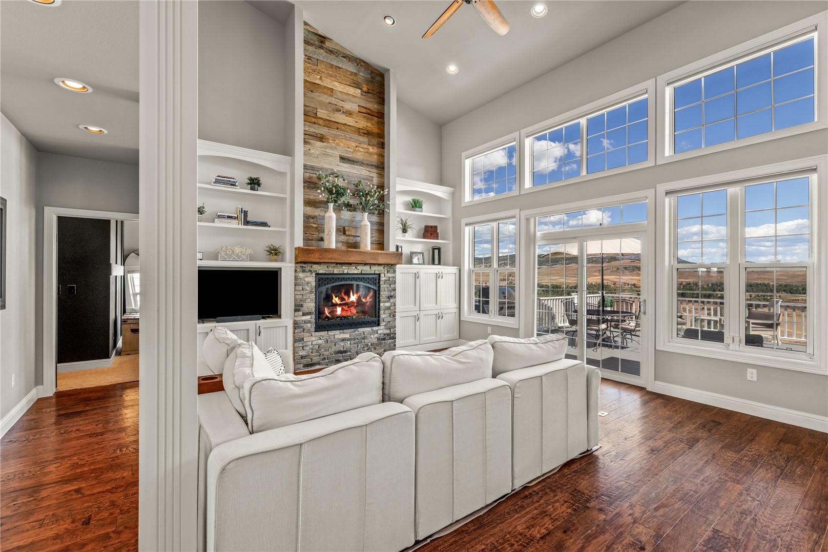 37625 Saddle Mountain DRIVE