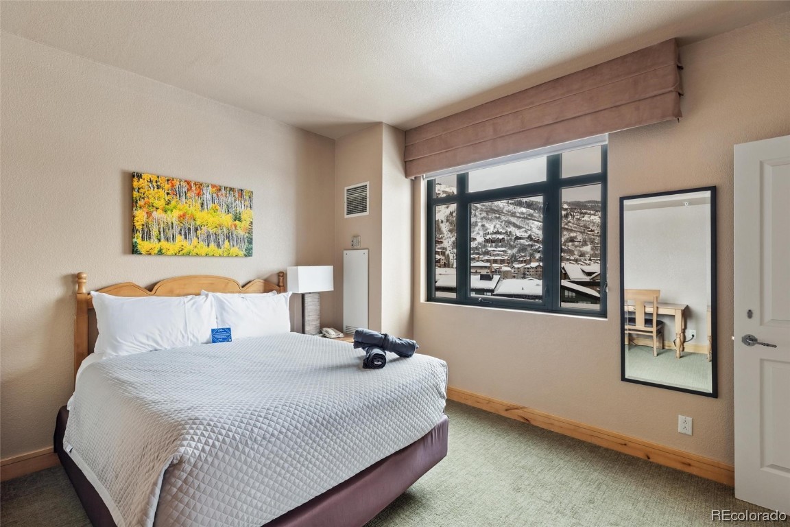 2300 Mount Werner Circle 255