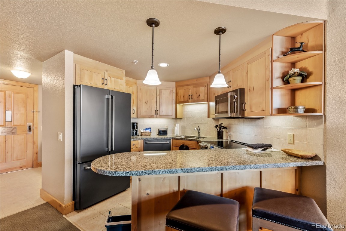 2300 Mount Werner CIRCLE 519/520/523