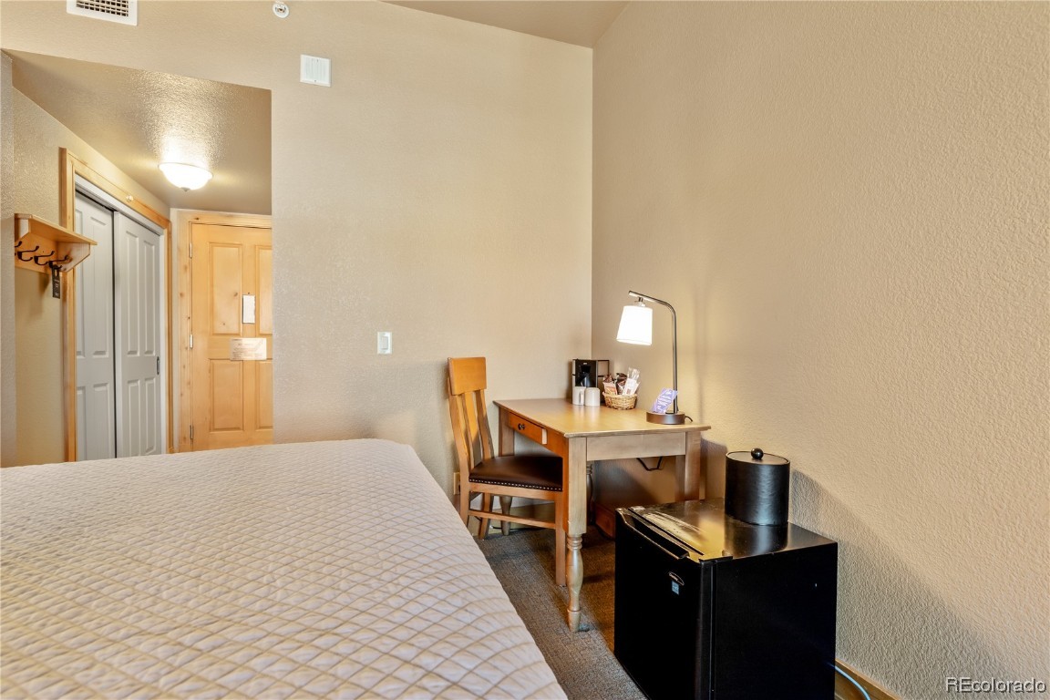 2300 Mount Werner CIRCLE 519/520/523