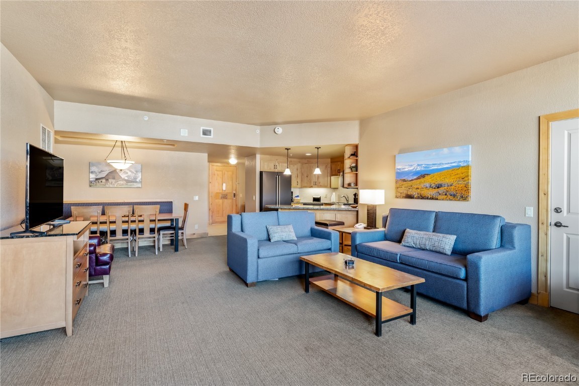 2300 Mount Werner CIRCLE 519/520/523