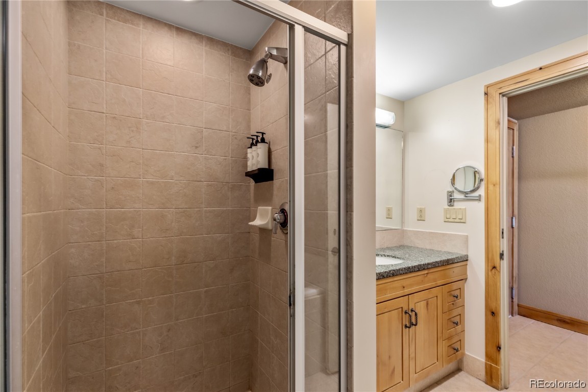 2300 Mount Werner CIRCLE 519/520/523