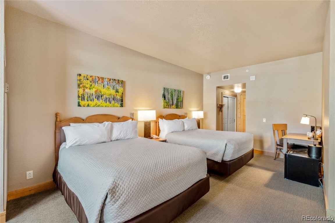 2300 Mount Werner CIRCLE 519/520/523