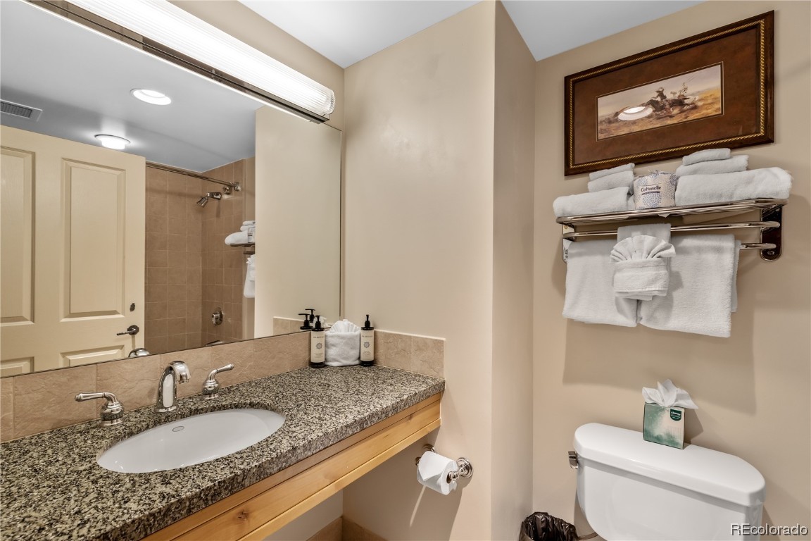 2300 Mount Werner CIRCLE 519/520/523