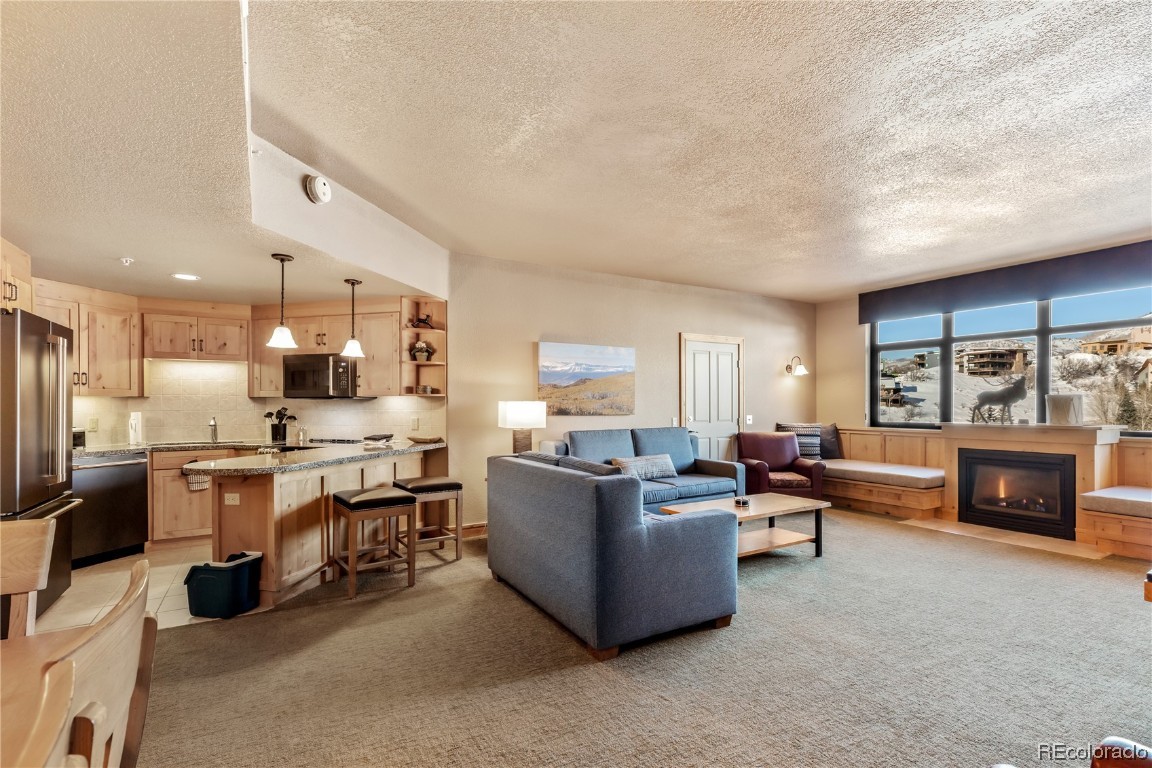 2300 Mount Werner CIRCLE 519/520/523