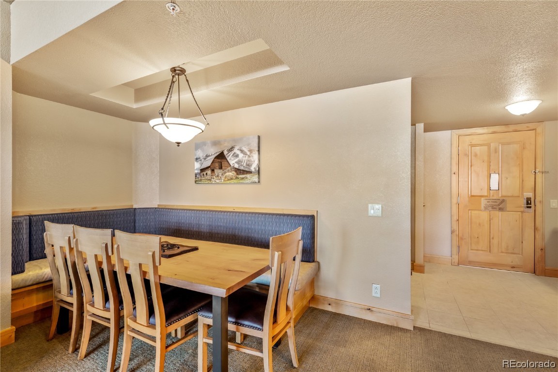 2300 Mount Werner CIRCLE 519/520/523