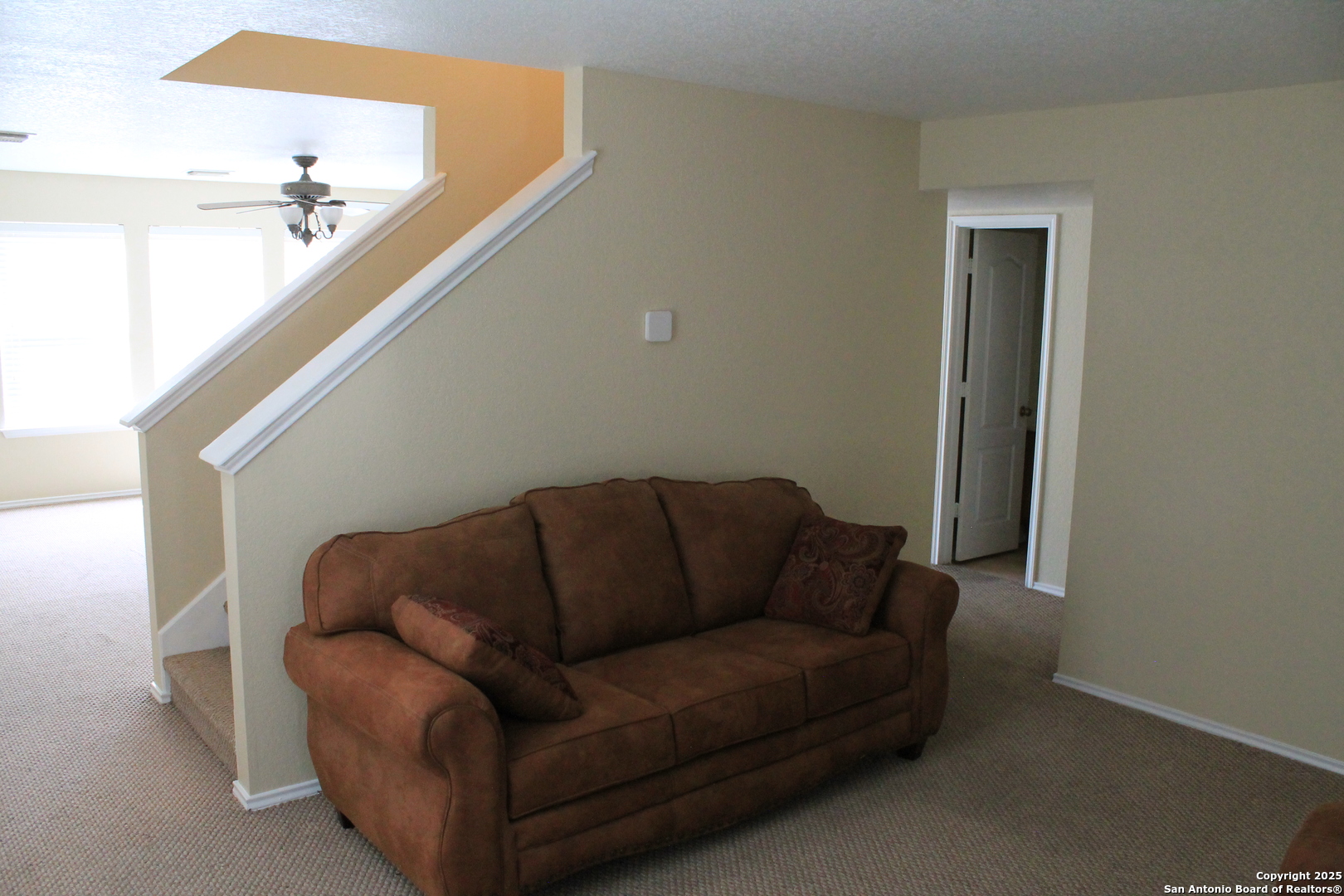 14803 Academy Oak