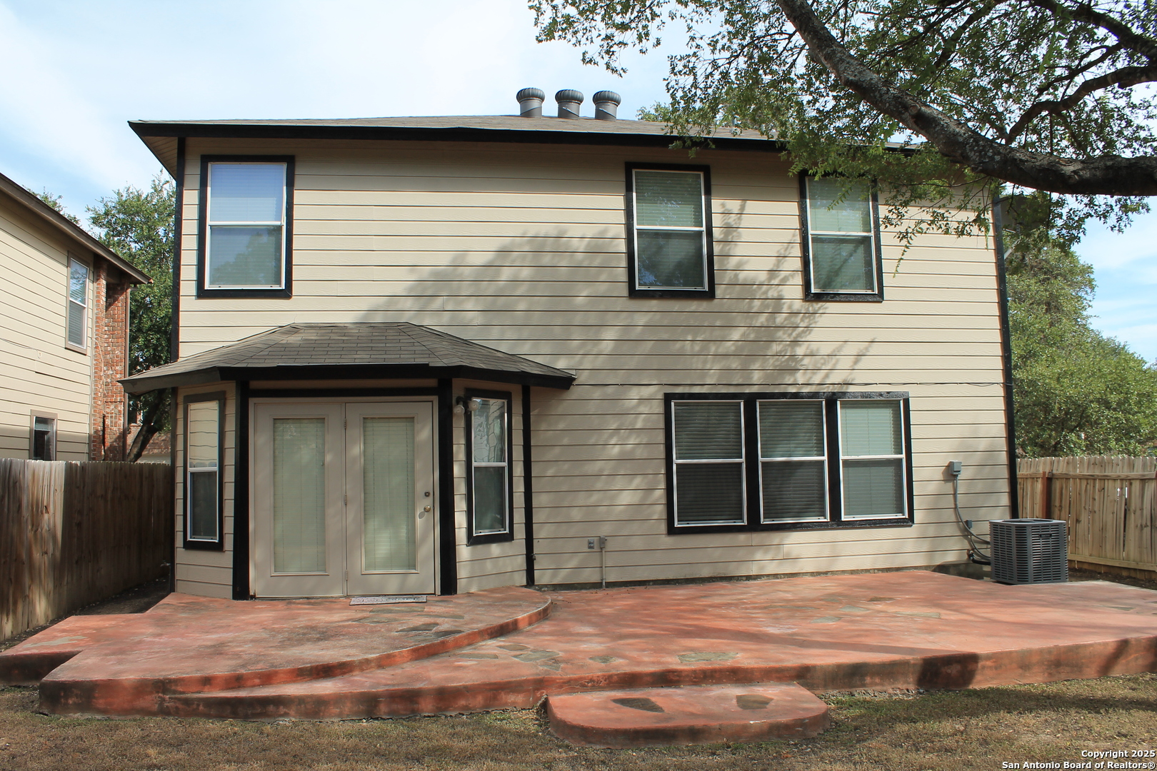 14803 Academy Oak