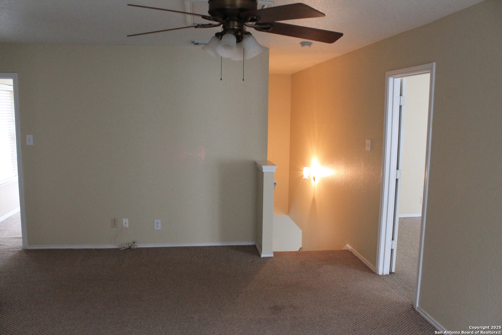 14803 Academy Oak