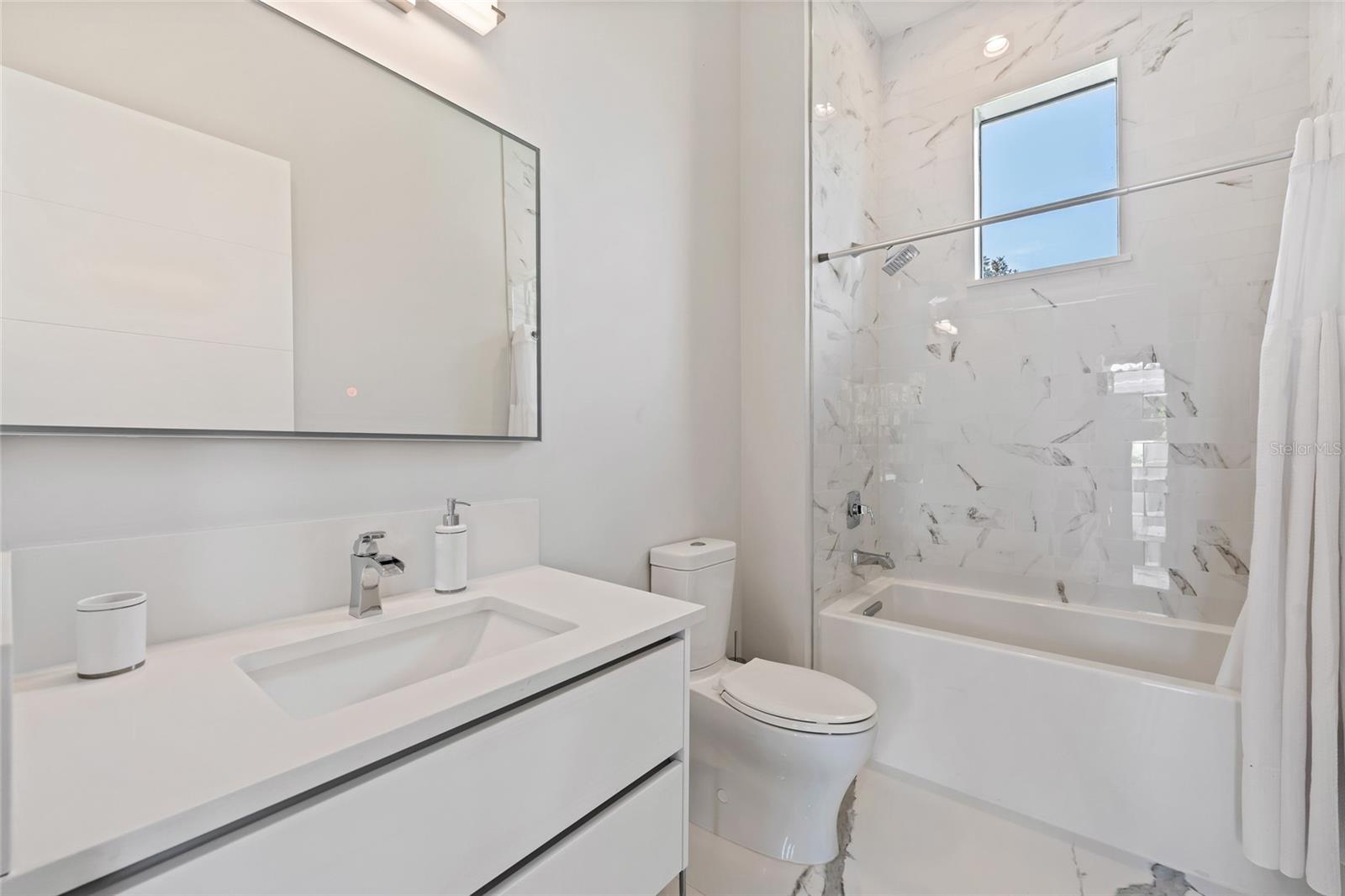 6159 HARBOUR TOWN CT