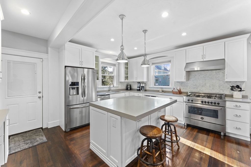 38 Churchill St # 38