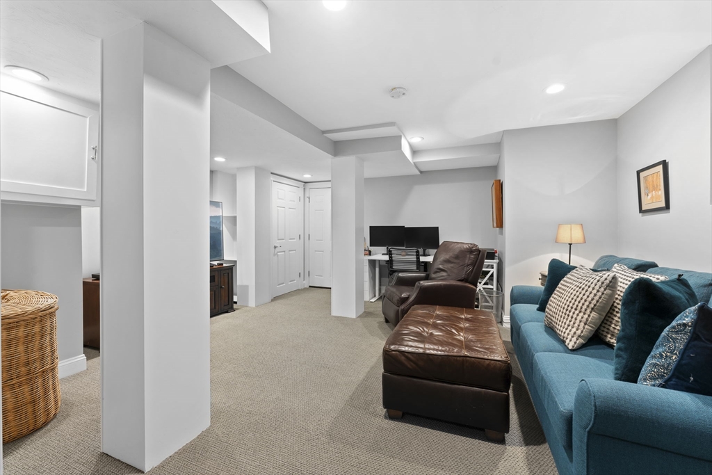 38 Churchill St # 38