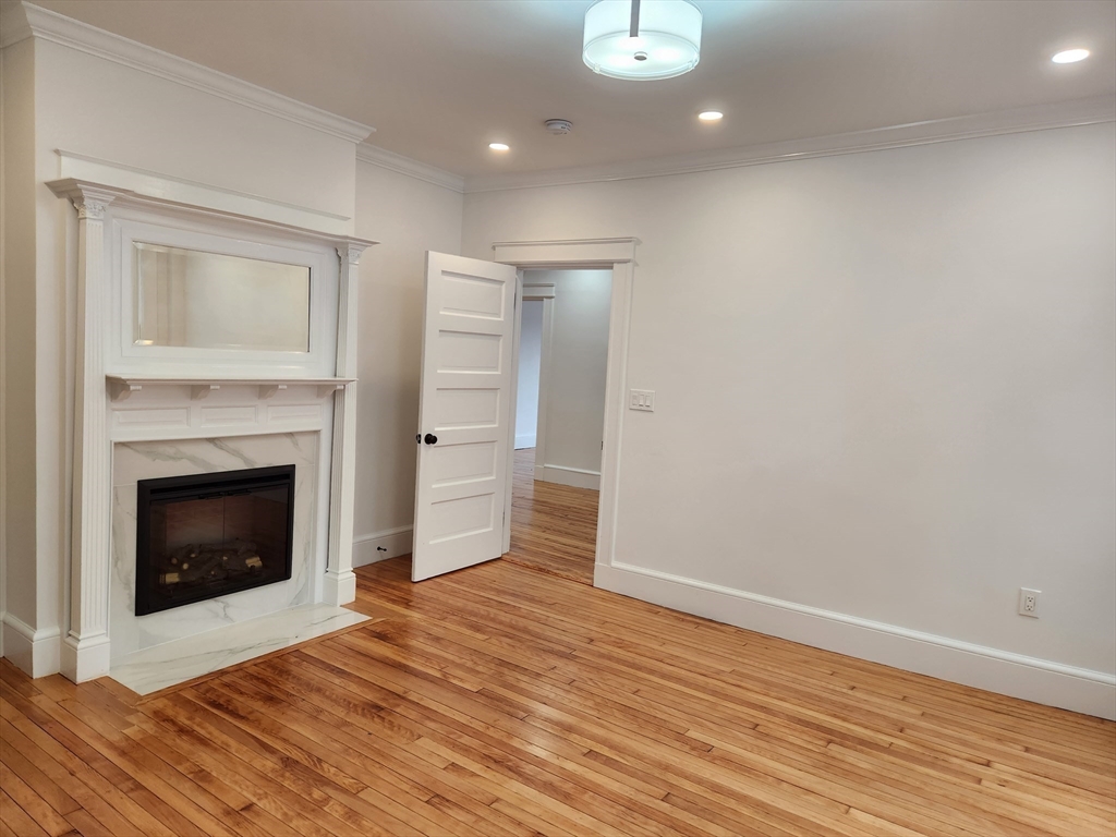 643 Watertown St # 1
