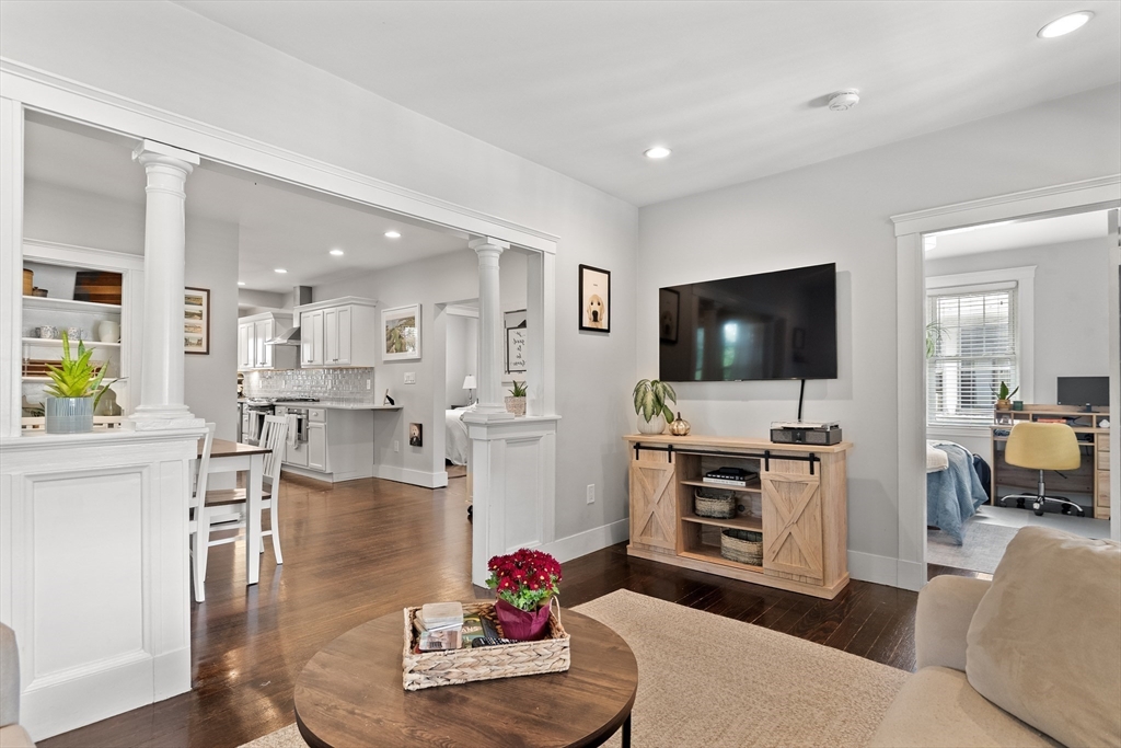 27 Murray Hill Rd