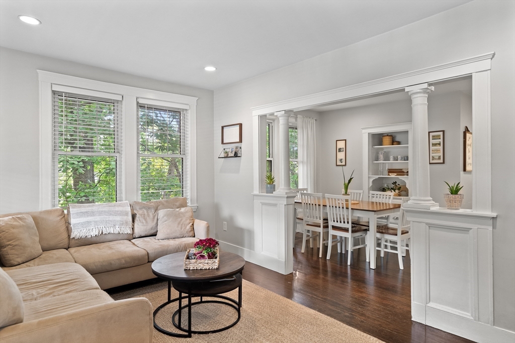 27 Murray Hill Rd