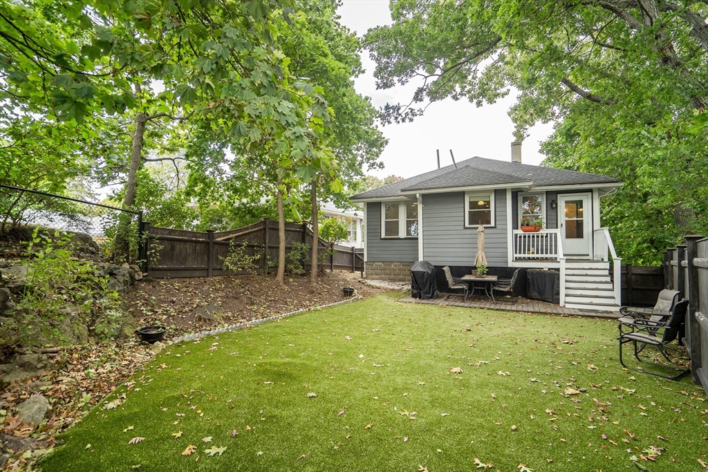 27 Murray Hill Rd