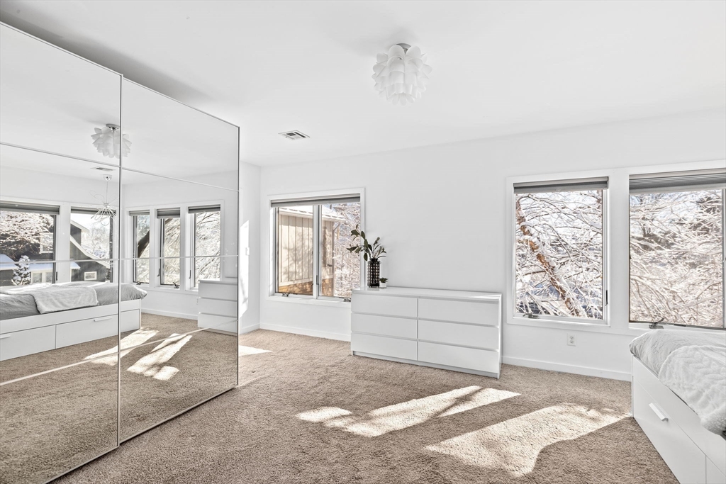 71 Wiswall Rd