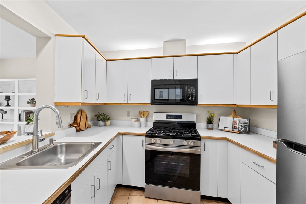 286 Sidney St # 286