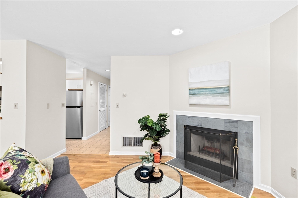 286 Sidney St # 286