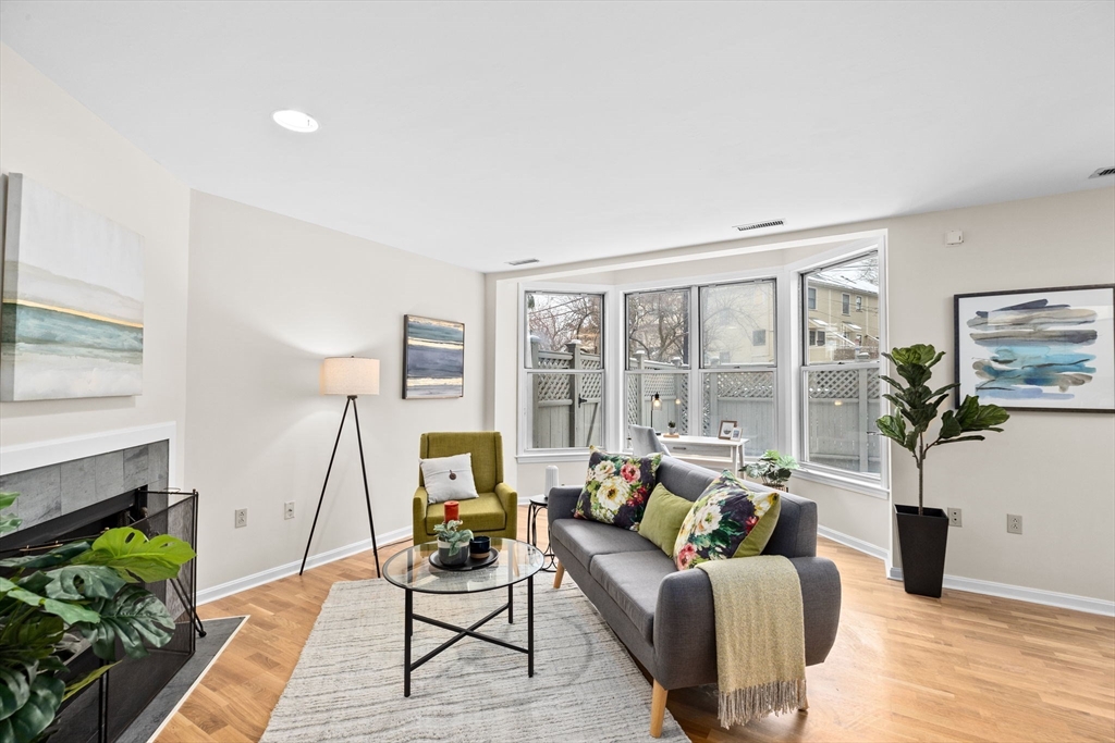 286 Sidney St # 286