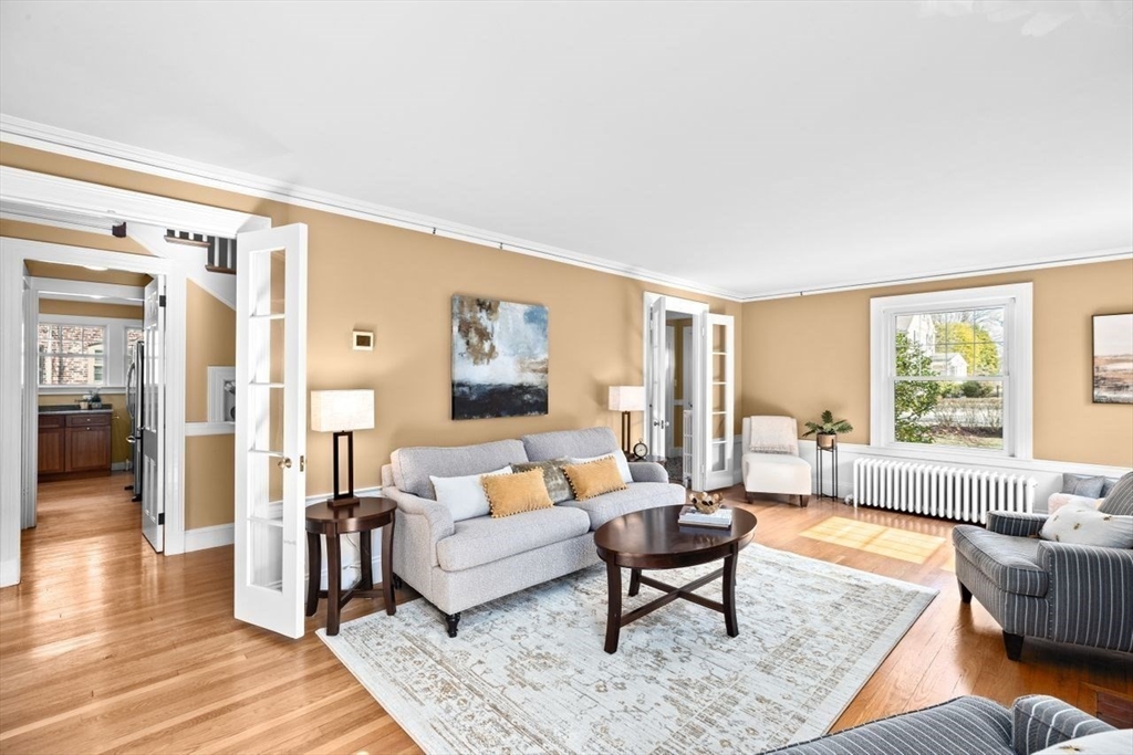 47 Woodland Rd